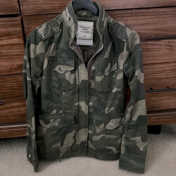 A&F Camo utility jacket - Picture 1 of 7
